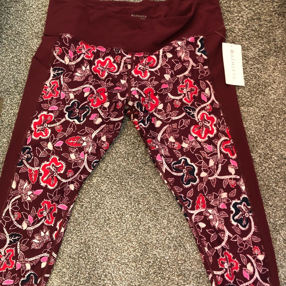 7/8 womens Athleta leggings 2x